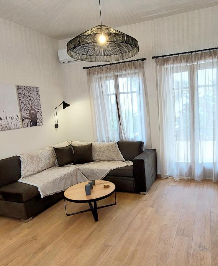 Lilys Apartments Ретимно Экстерьер фото