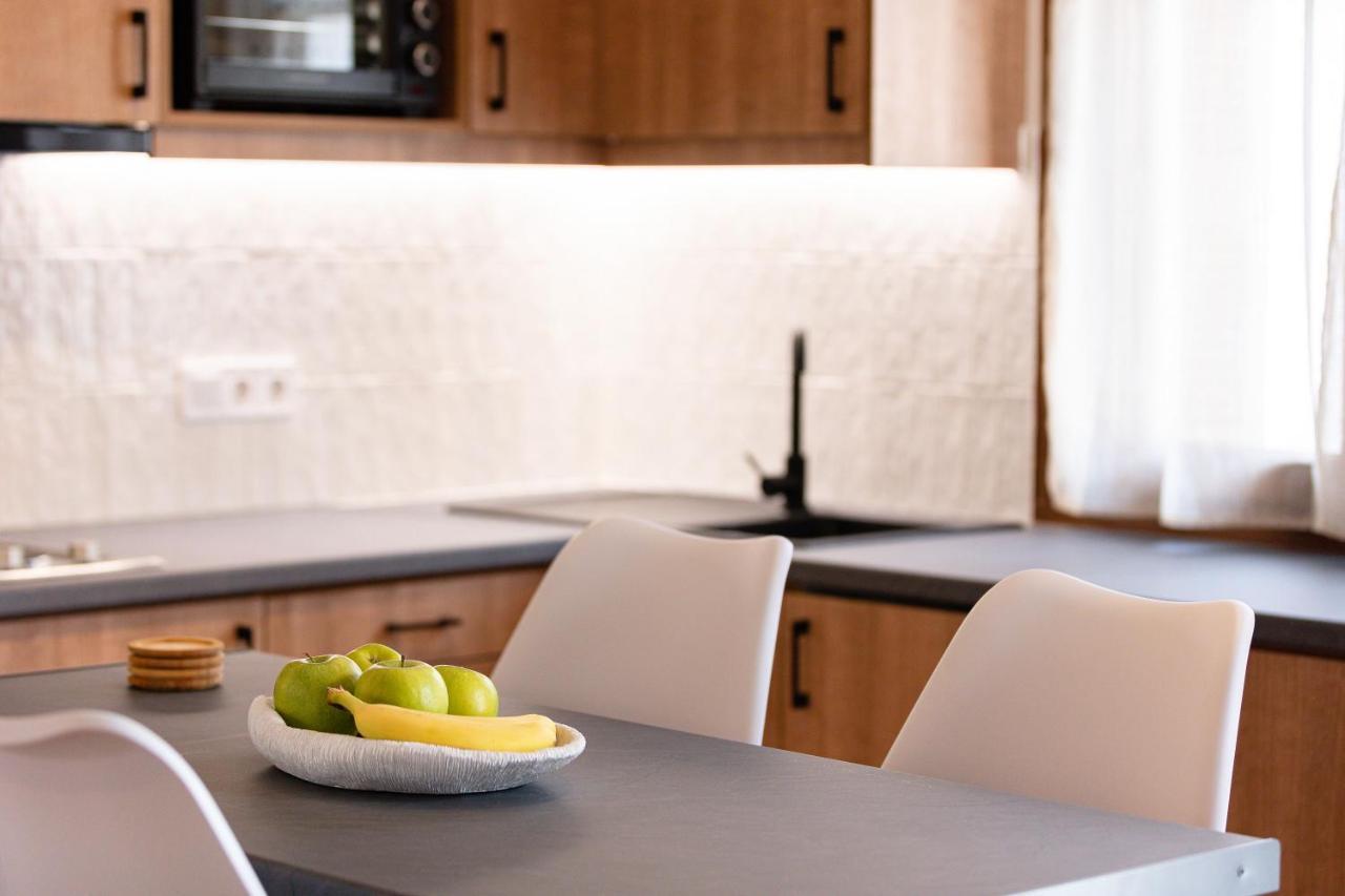 Lilys Apartments Ретимно Экстерьер фото