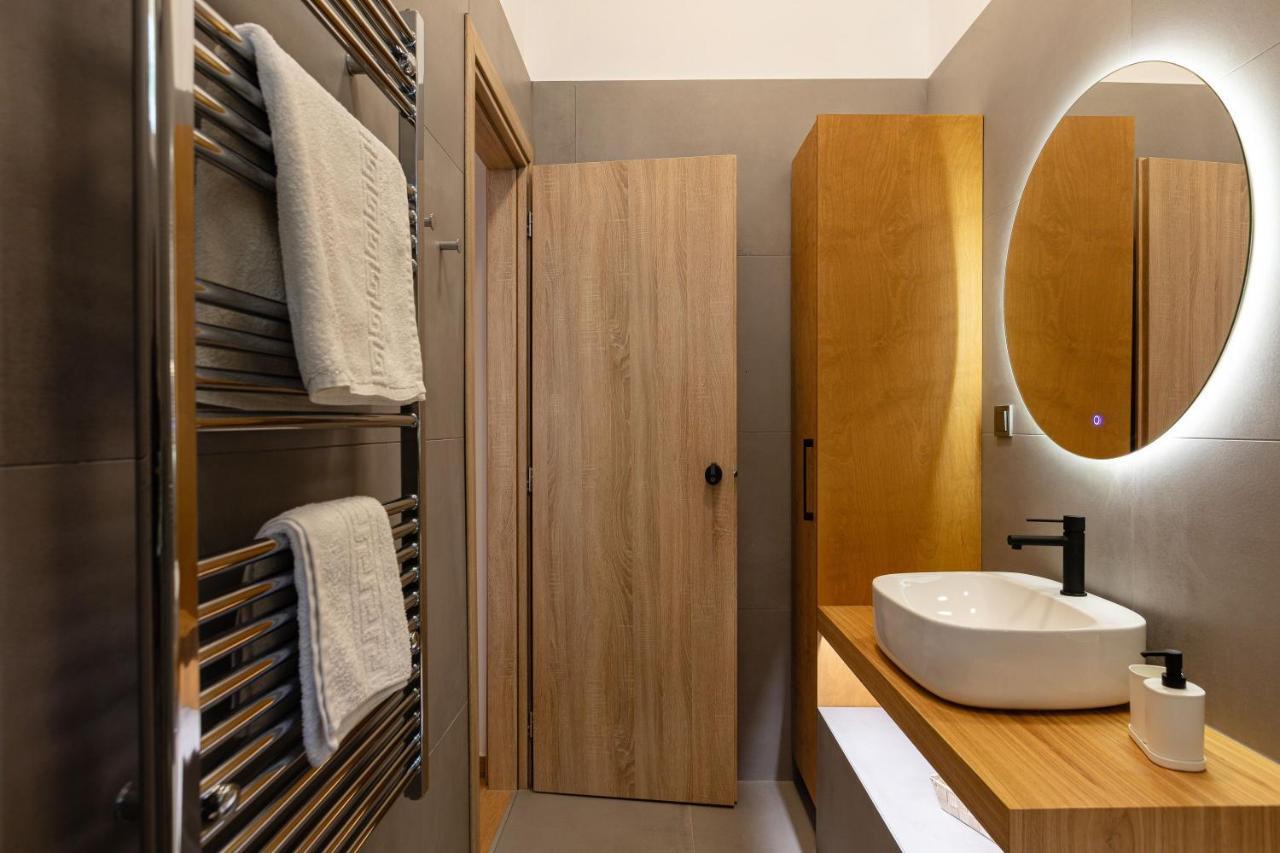 Lilys Apartments Ретимно Экстерьер фото